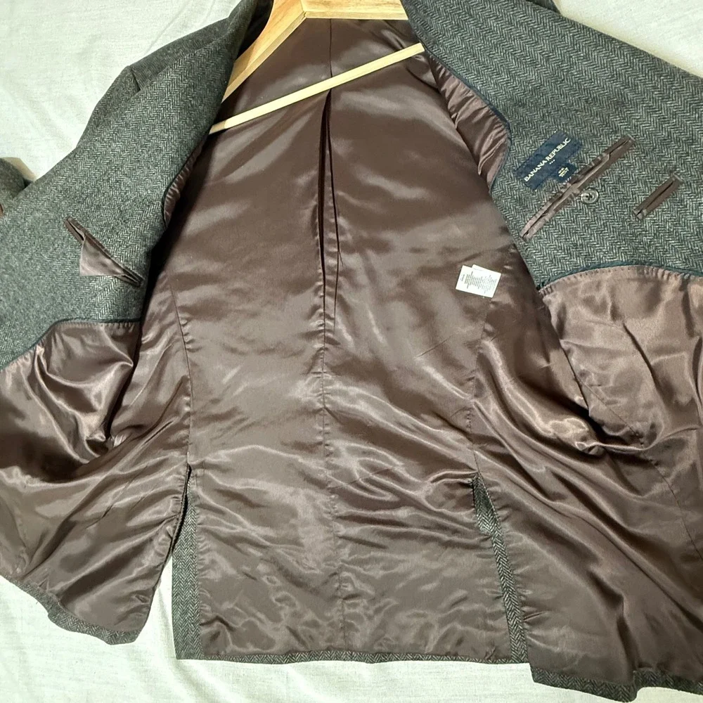 Banana Republic Men Brown Herringbone Blazer Elbow Patches 46R Dark Academia EUC